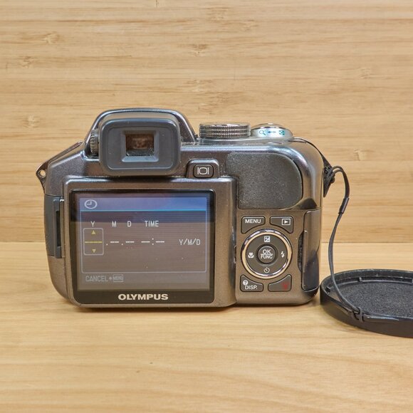 OLYMPUS SP-550UZ 7.1MP Digital Camera, 18x Optical Zoom, Image Stabilization - Picture 5 of 9
